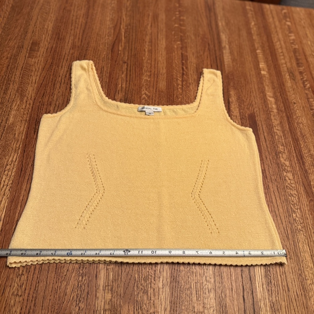 ST. JOHN Knit Vintage Y2K Crop light yellow Sweater Tank Top, size medium - Picture 9 of 9
